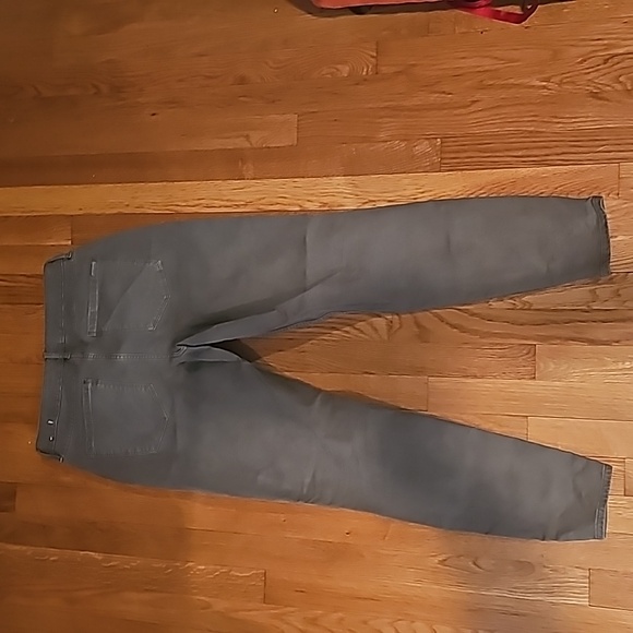 Jeans - Picture 2 of 2